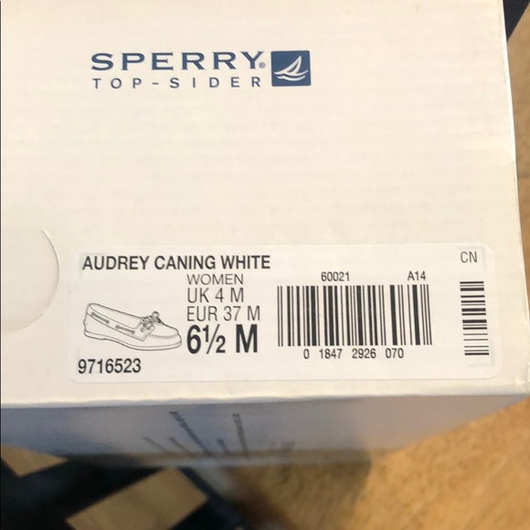 Sperry Topsider

Audrey caning white - Picture 4 of 4